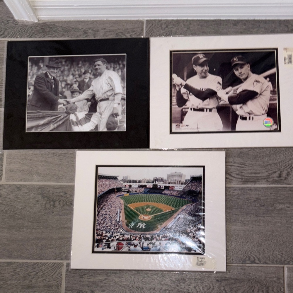 New York Yankees bundle of three sealed 8 x 10 matted pictures